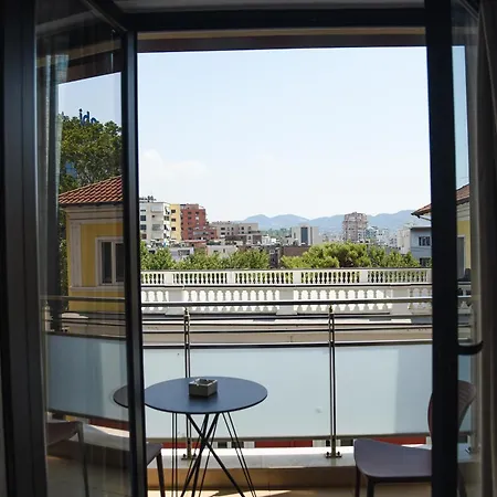 Apartment Center *