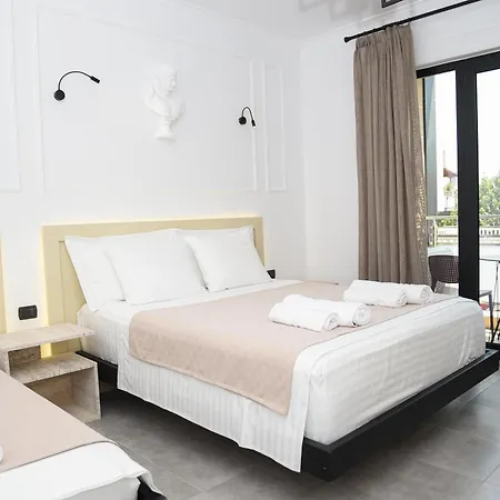 Apartment Center *